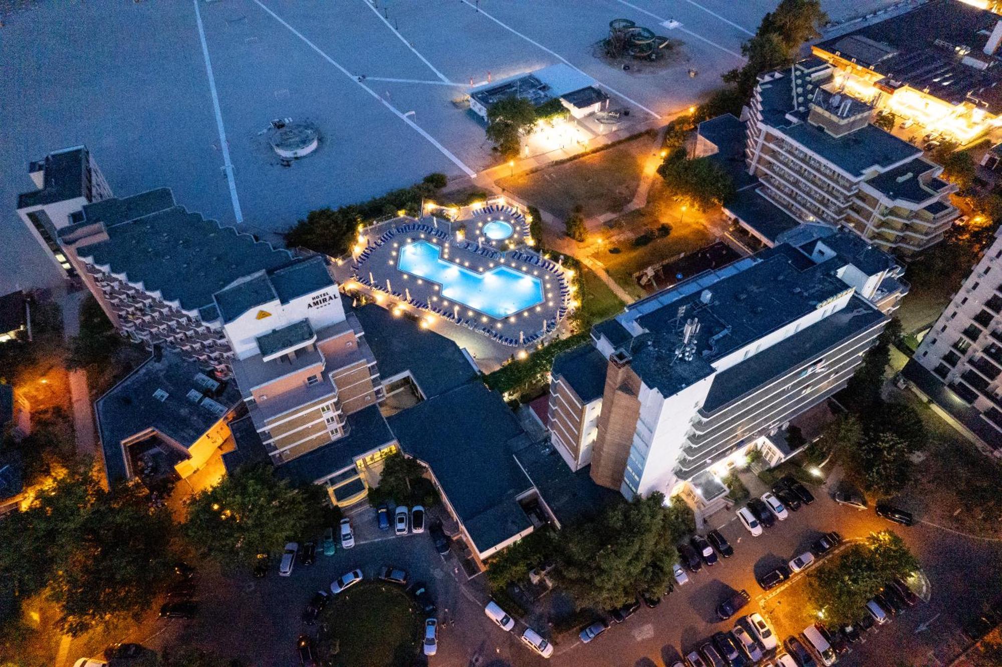 Hotel Amiral ママイア エクステリア 写真